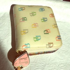 DOONEY & BOURKE White & Multi-Color Wallet/Change